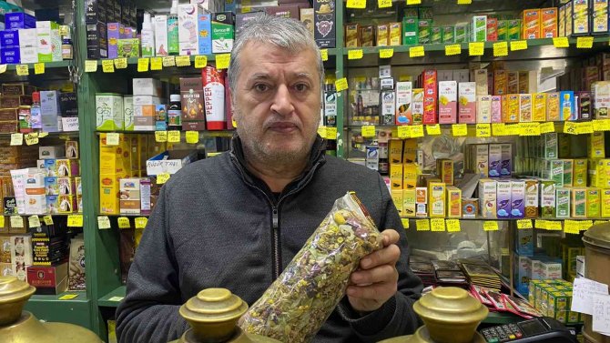 Gripten Kurtulmak İsteyen Kış Çayına Akın Etti