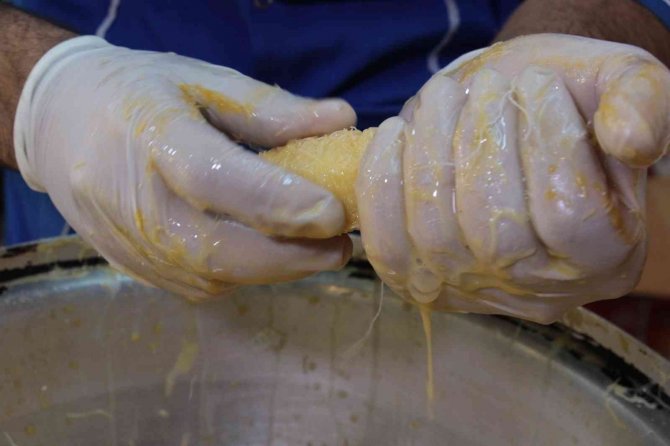 Cağ Kebabı Ve Kadayıf Dolması Yeme Yarışması Başkentlilerin İlgi Odağı Oldu