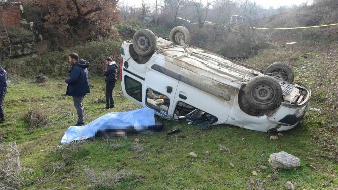 Hastane Yolunda Yaşanan Kazada Anne İle Kızı Hayatını Kaybetti, 3 Kişi Yaralandı