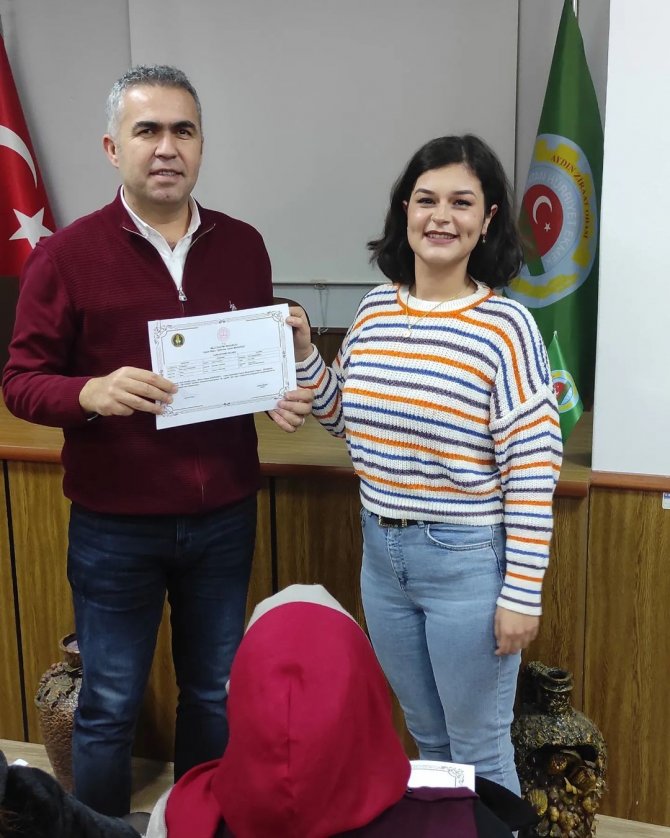 Aydın’da Geleceğin Çiftçileri Sertifikalarını Aldı