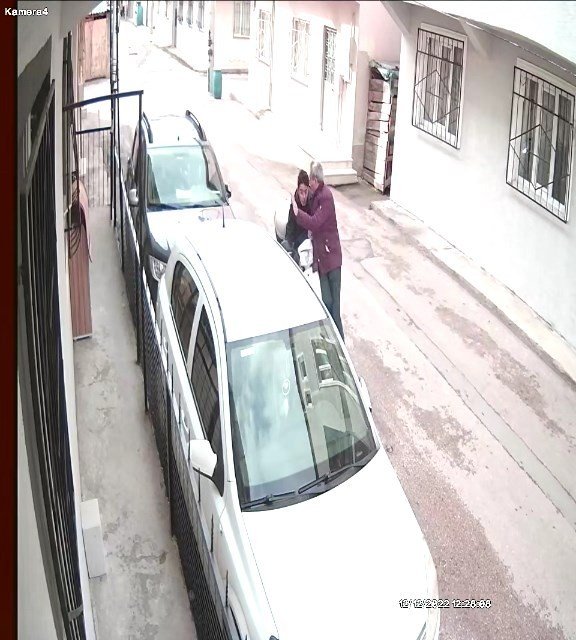 Bursa’da İlginç Motosiklet Kazası Kamerada