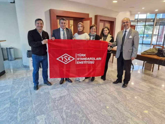 Özhan Ve Kalbi̇r Omuz Omuza