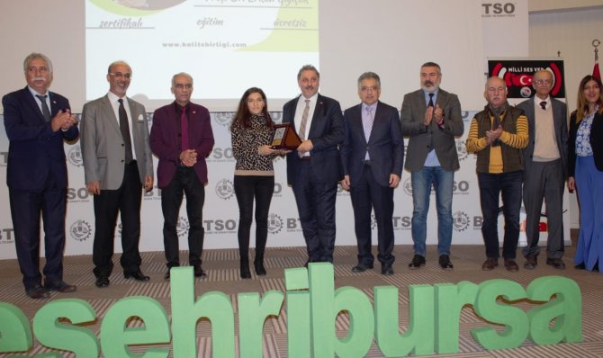 Özhan Ve Kalbi̇r Omuz Omuza