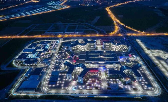 Kayseri Şehir Hastanesi’nde 2022’de 3 Milyon 43 Bin Hastaya Hizmet Verildi
