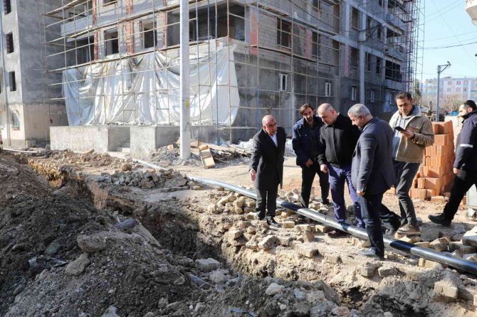 Di̇ski̇; Dicle’de Fiziki Kayıpları Önlemek İçin Su Şebekelerini Yenileniyor