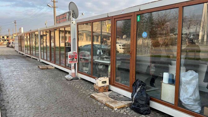 Konteyner Dükkanlar Faaliyete Başladı