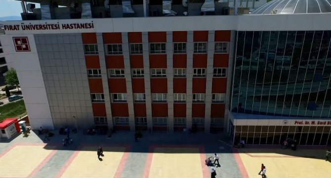 Hem Randevuya Geç Geldi, Hem De Doktoru Darp Etti