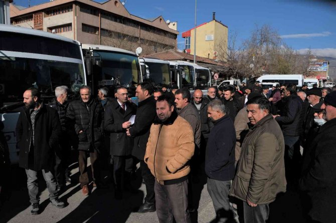 Erzincan’da Belediyenin Beldelerdeki Taşımacılığına Hat Sahiplerinden Tepki