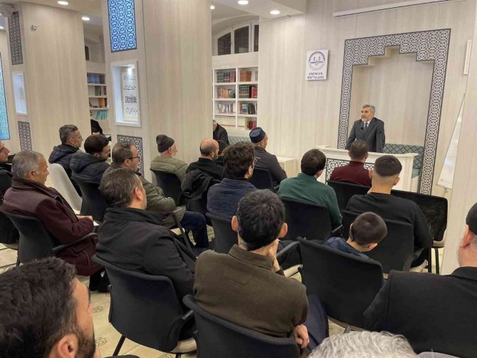 Erzincan’da Esnafa “Ahilik Usulleri Ve Ticaretin Temel Kaideleri” Anlatıldı