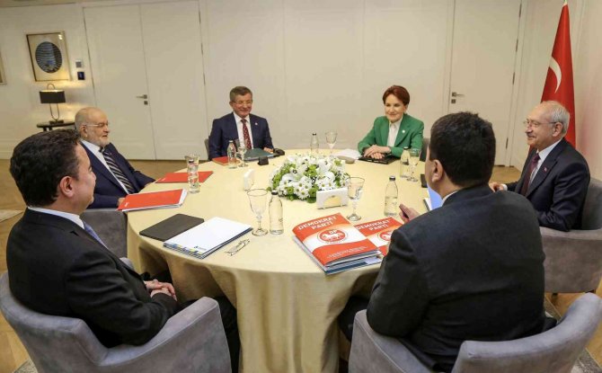 Altılı Masanın 10’uncu Toplantısı Başladı