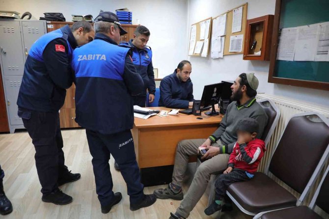 Gemlik Zabıtasından Dilenci Operasyonu