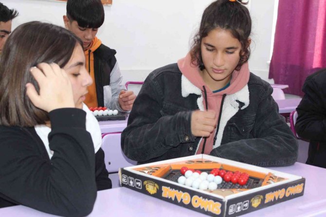 Iğdır’da Öğrenciler "Matematik Seferberliği" İle Daha Kolay Öğreniyor