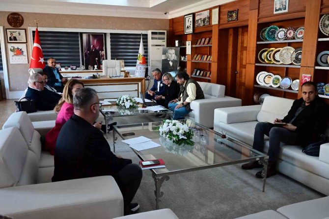 Kemer’den İ̇ngiltere Pazarı İçin Tanıtım Atağı