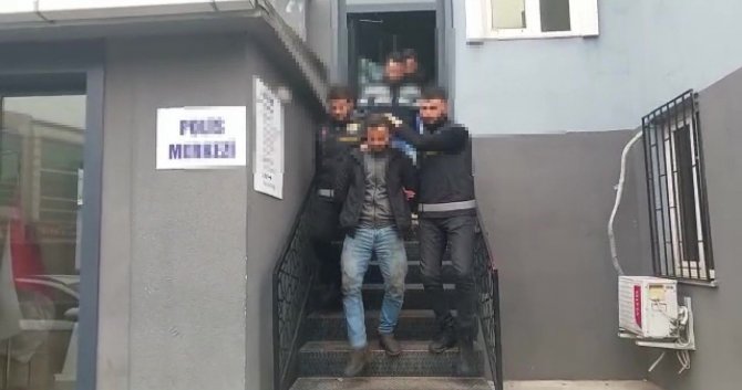 Ümraniye’de Bir Kişinin Hayatını Kaybettiği Silahlı Kavganın Şüphelisi Adliyeye Sevk Edildi