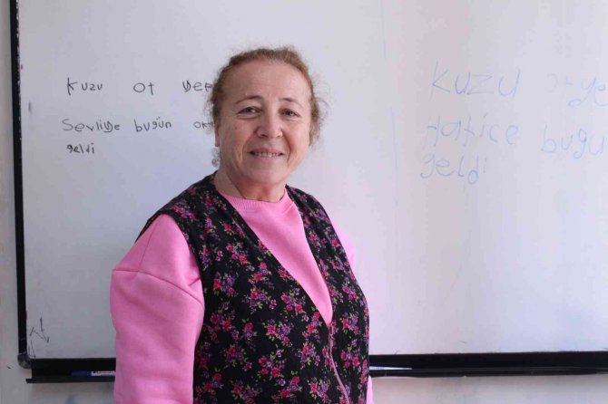 Muhtarlığı Sınıfa Çevirdiler