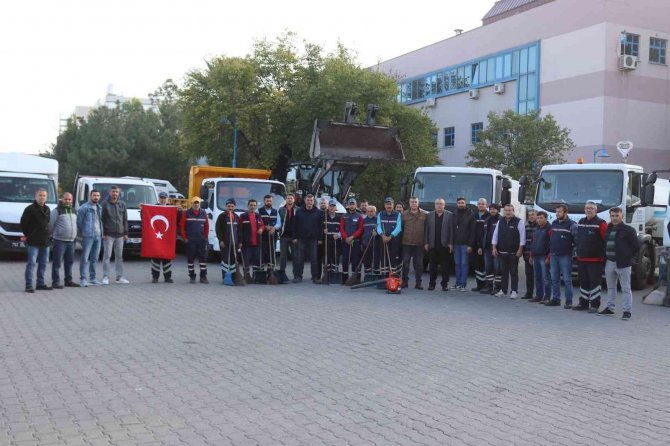 İ̇zmit’te 135 Bin Ton Çöp Ve Atık Toplandı