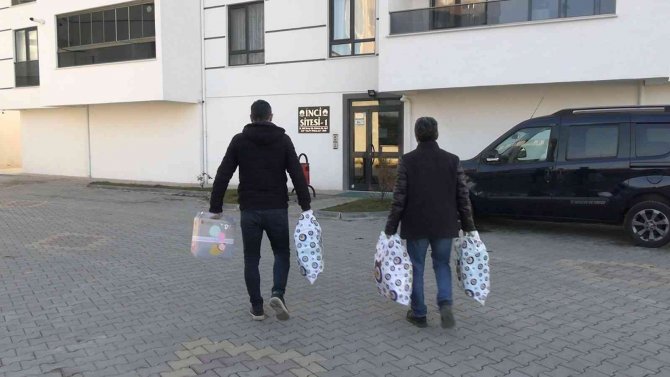 Kastamonu’da Yılın İlk Bebeğine ‘İyi Ki Doğdun’ Hediyesi