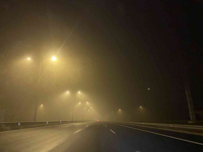 Kuzey Marmara Otoyolu, D-100 Ve Anadolu Otoyolu’nda Yoğun Sis