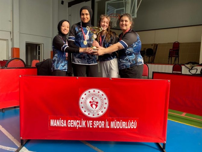 Salihli Şahin Şen Kız Anadolu İ̇hl Manisa Şampiyonu