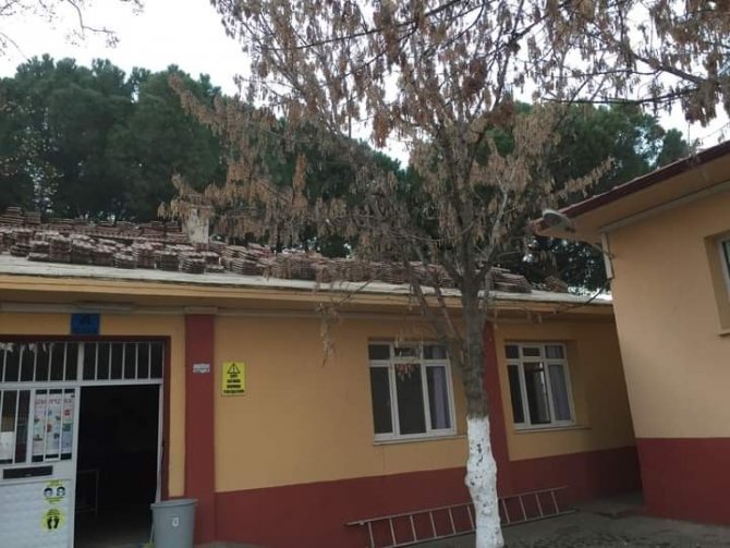 Köylüler Okulları İçin Seferber Oldu