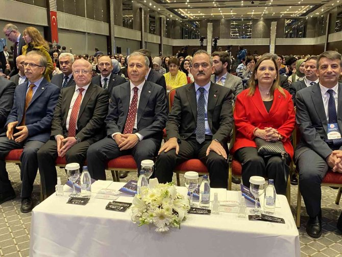 Milli Eğitim Bakanı Özer: "Mart 2023 İtibarıyla İlk Kez Eğitimin Tüm Kademelerinde Okullaşma Oranlarını Yüzde 99’a Çıkartmış Olacağız"