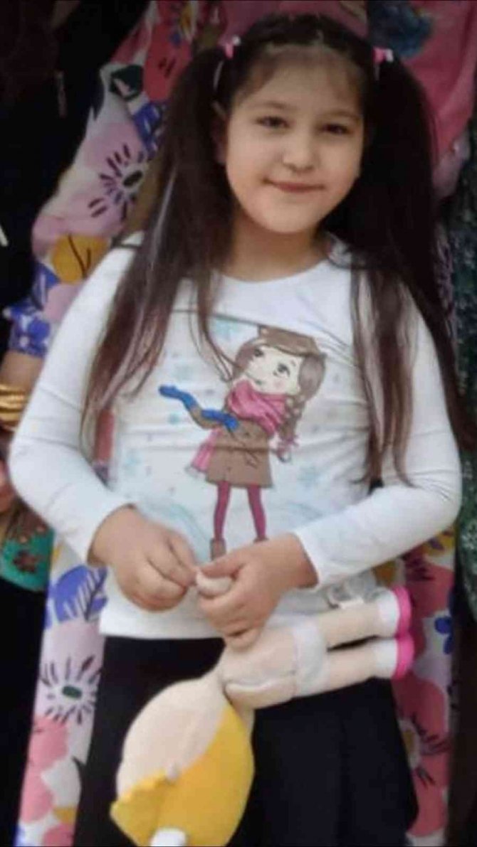 7 Yaşındaki Kız Çocuğu Oksijen Yetersizliğinden Hayatını Kaybetti