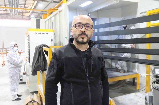 Eskişehir’de Kurduğu İş İle Dünyaya Açıldı