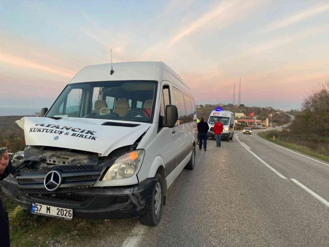 Sinop’ta Trafik Kazası: 1 Yaralı