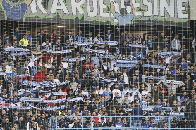 Spor Toto Süper Lig: Adana Demirspor: 1 - İ̇stanbulspor: 0 (İ̇lk Yarı)