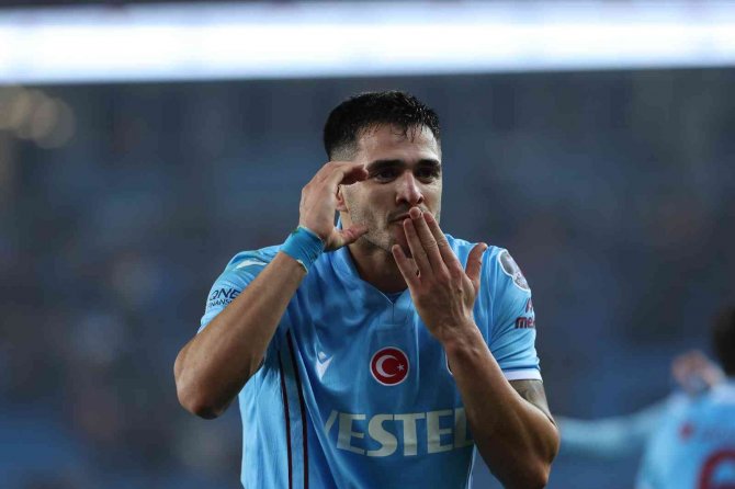 Spor Toto Süper Lig: Trabzonspor: 3 - Giresunspor: 0 (Maç Sonucu)