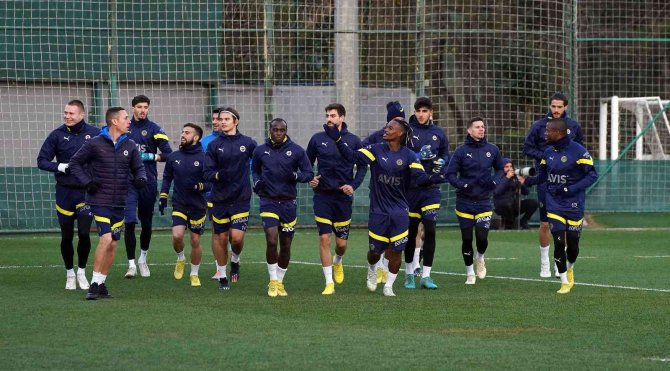 Fenerbahçe Derbi Hazırlıklarını Sürdürdü