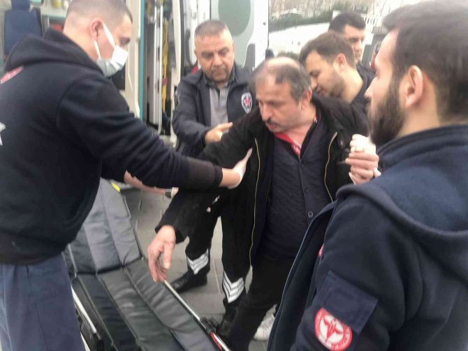 Alkollü Şahıs Taksim’de Metroya Düştü