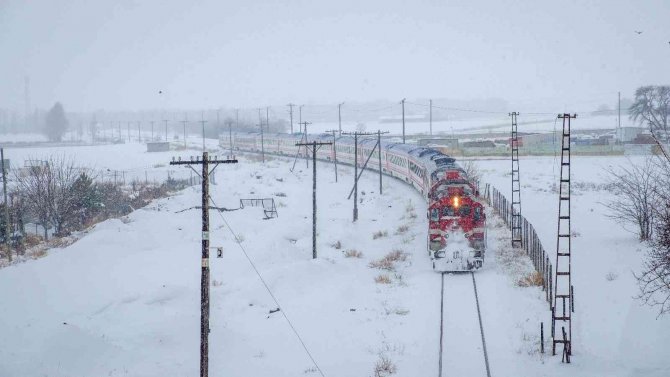 Treni Seven Ve Tercih Eden Vatandaşlara Duyuru