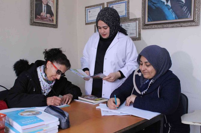 Muhtarlığı Sınıfa Çevirdiler