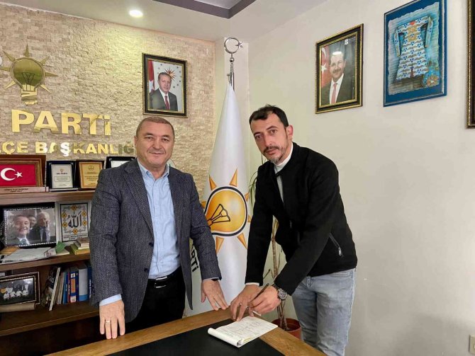 Gömeç’te Memleket Partisi Yönetimi Toplu Halde Ak Parti’ye Geçti