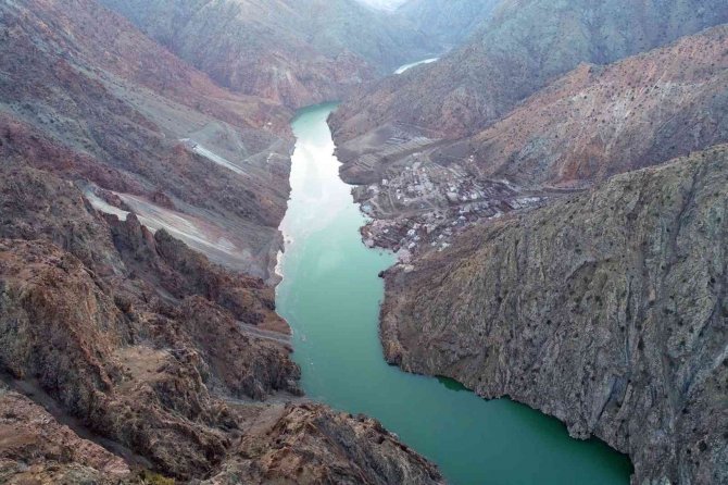 Yusufeli Barajı’nda Su Seviyesi 62 Metre Oldu