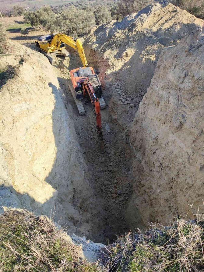 Bozdoğan’da Kaçak Kazıya Suçüstü