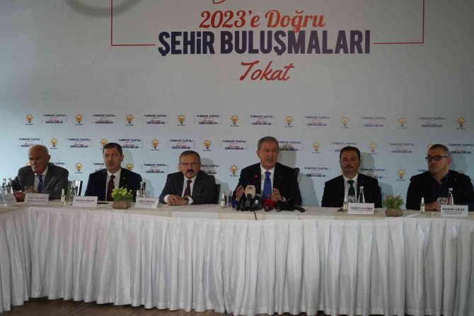 Akar, "Yunanistan, Megali İdea’yı Perdeliyor"