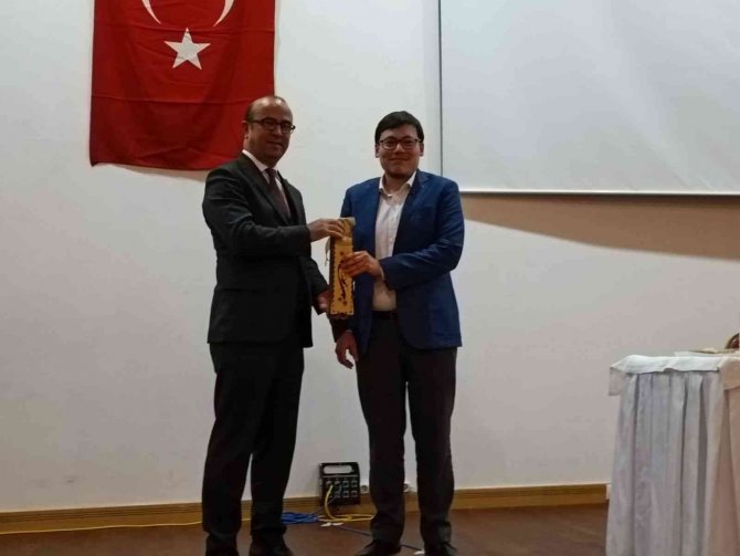 Edremitli Yazar Şair, Tahir Harimi Balcıoğlu Konferansı Yapıldı