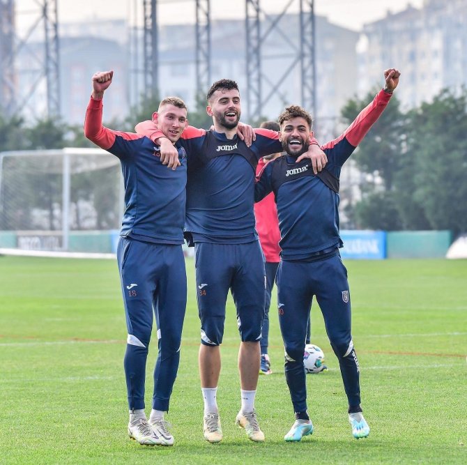Başakşehir’de Adana Demirspor Mesaisi Başladı