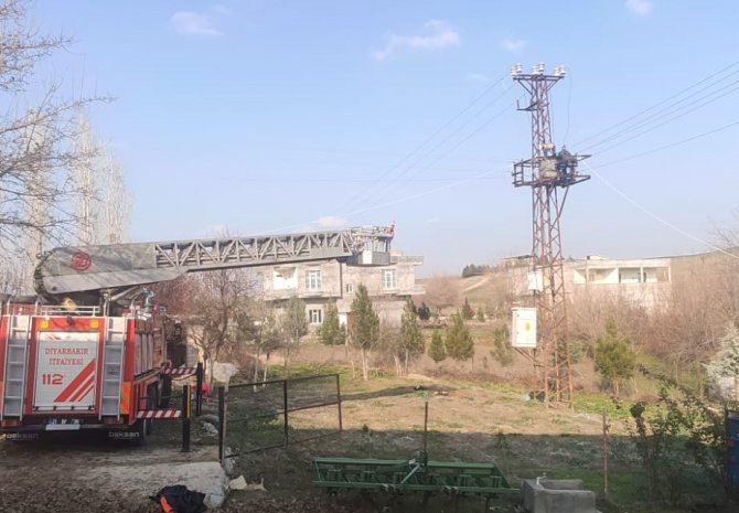 Elektrik Akımına Kapılan Usta Feci Şekilde Can Verdi