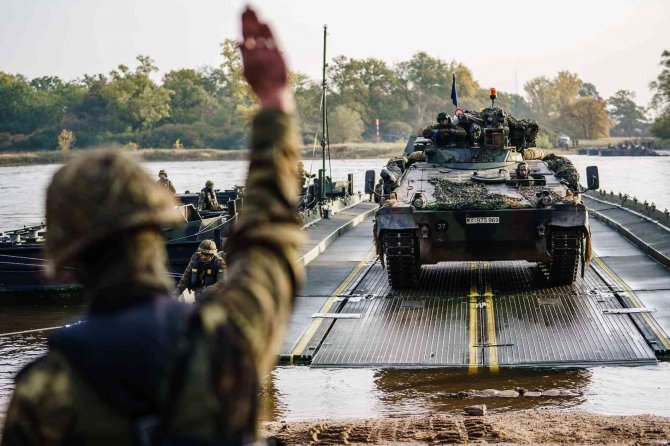 Almanya Ve Abd Ukrayna’ya Zırhlı Araç Gönderecek