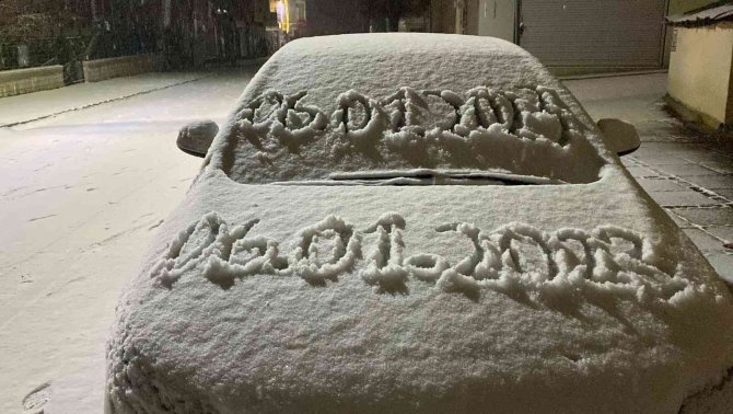 Her Kış Metrelerce Karın Yağdığı Karlıova Yeni Beyaza Büründü