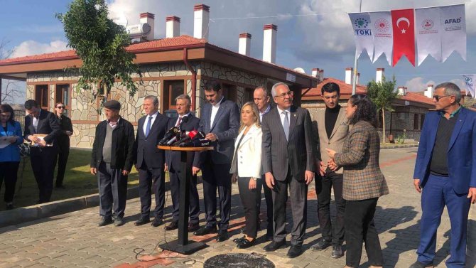 Bakan Kurum: "Orta Gelirli Vatandaşlarımız 4 Bin 400 Tl’den Başlayan Taksitle Ev Sahibi Olabilecek"