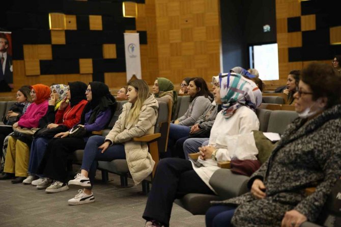 Merkezefendili Girişimci Kadınlara Eğitim Verildi