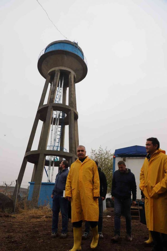 Di̇ski̇, Kayapınar Kırkpınar’da İçme Suyu Sorununu Çözüyor