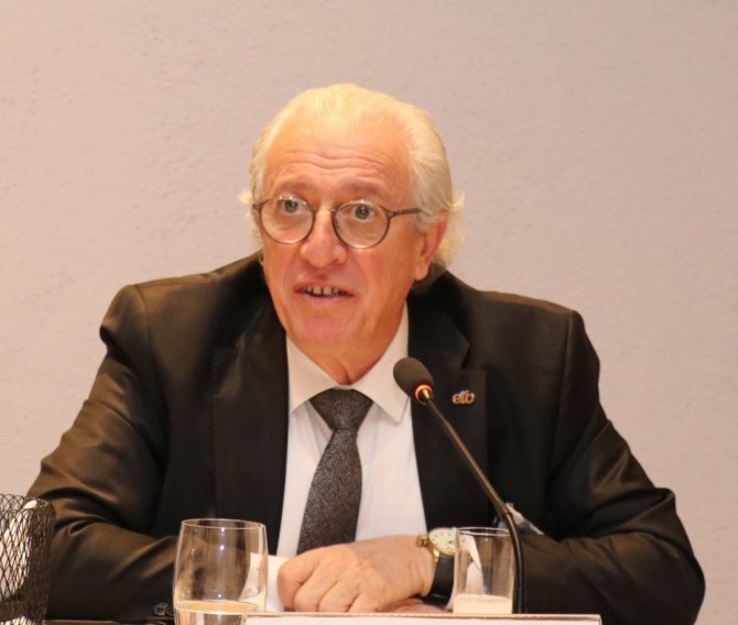 Ei̇b’li İhracatçılar Arı Gibi Çalışarak 18 Milyar 300 Milyon Dolara İhracata İmza Attı