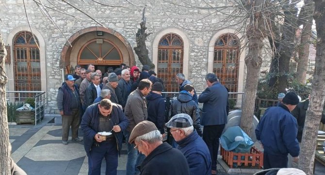 Emet’teki Camilerde Yağmur Duası Ve Hayır Etkinliği