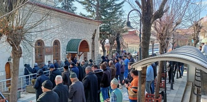 Emet’teki Camilerde Yağmur Duası Ve Hayır Etkinliği