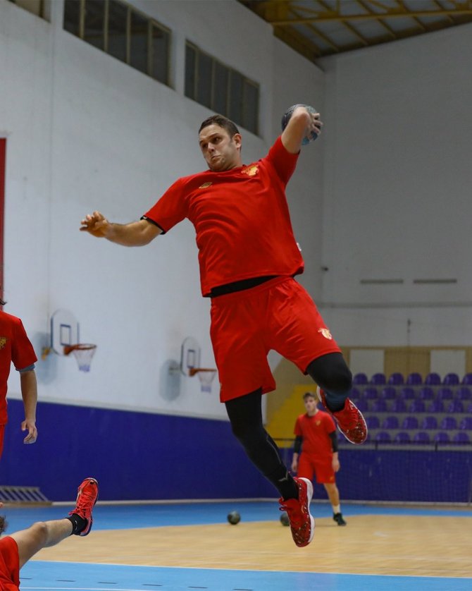 Göztepe Hentbol, Devre Arası Çalışmalarına Devam Ediyor